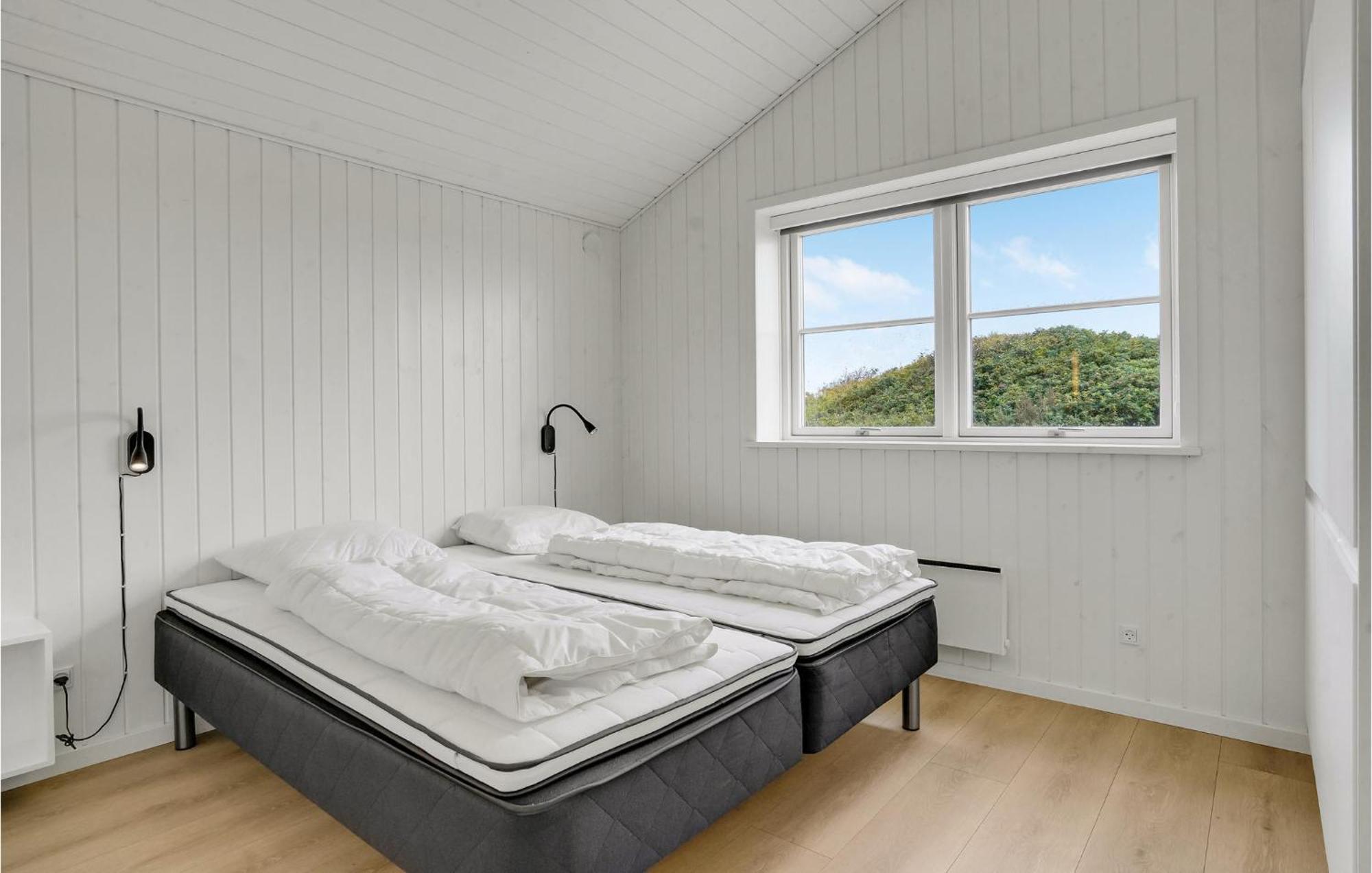 Amazing Home In Blavand With Wifi Exterior foto